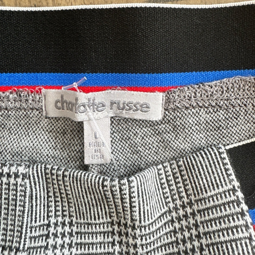 Charlotte Russe Gray and White Leggings with Subtle Texture - Picture 5 of 6